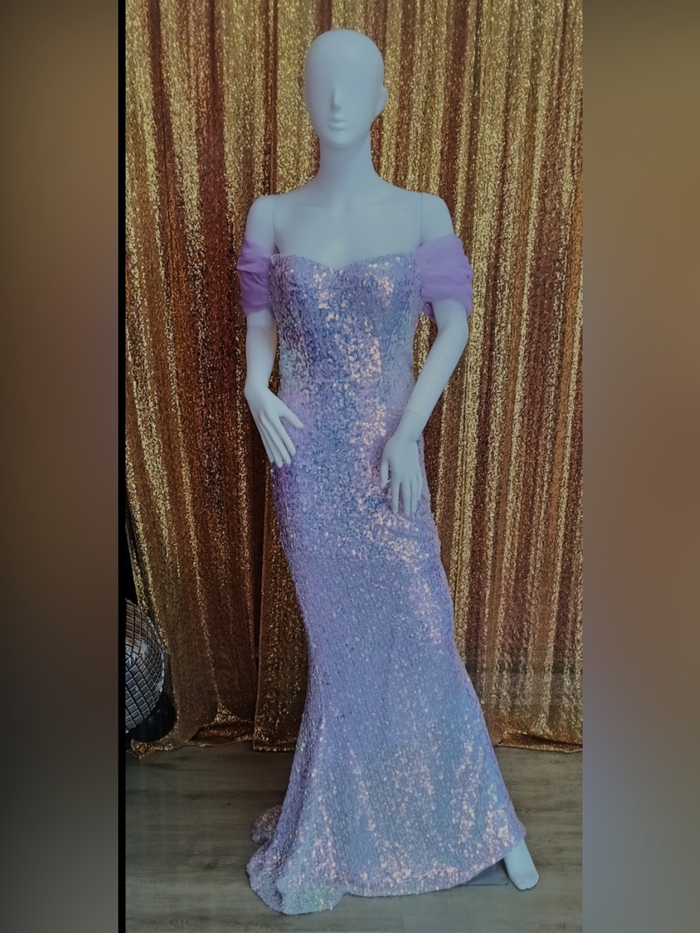 Lilac Sequin Mermaid Gown with Puff Sleeves NWT 248.00 - Picture 3 of 4